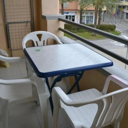 In - 103549 By Mo Apartment Llanca